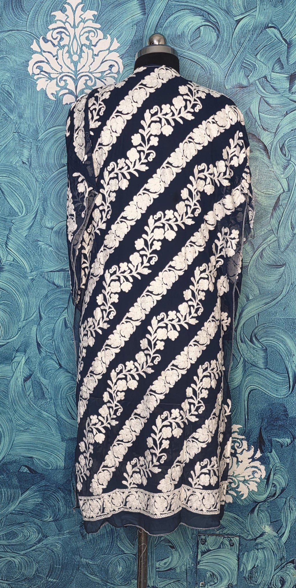 White thread work long kurta navy